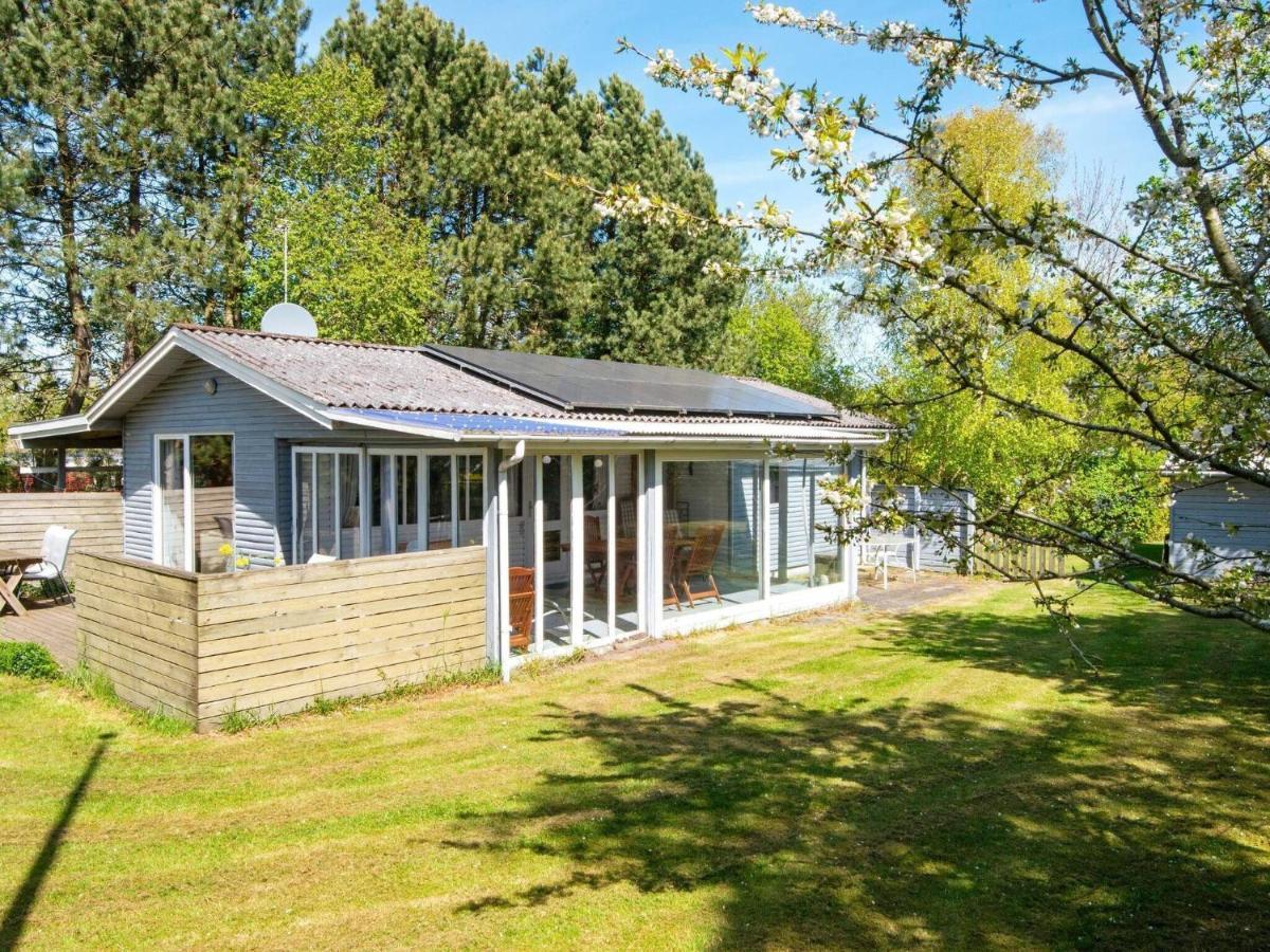 5 Person Holiday Home In Odder Екстериор снимка